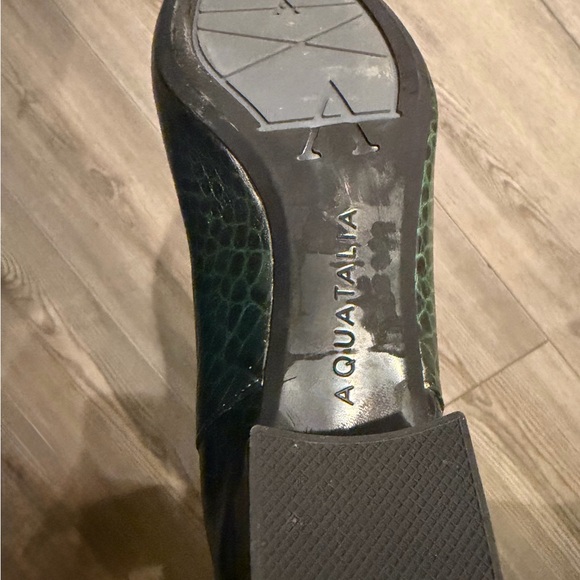 Aquatalia Dark Green Croc-Embossed Heeled Boots - Picture 7 of 7